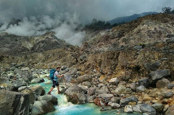 Eksplore Wisata Terbaru 2024 Gunung Salak: Simak Ulasan Lengkapnya Mulai Jalur Pendakian, Rute Hingga HTM-nya