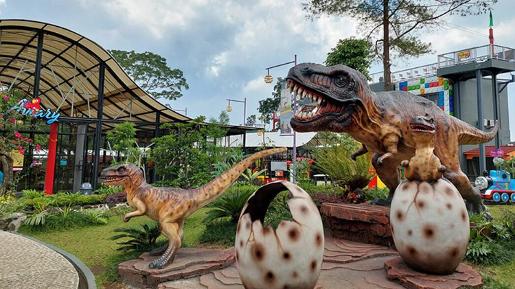 Suraloka Interactive Zoo Jadi Destinasi Wisata Keluarga Paling Sejuk dan Edukatif di Sleman 