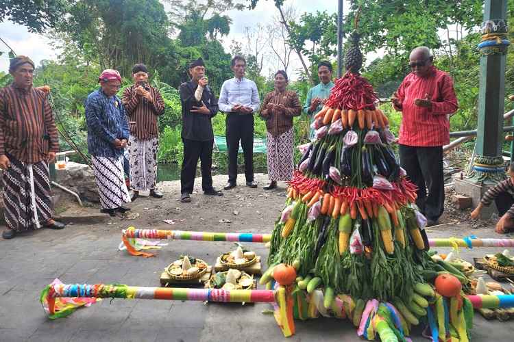 Festival Larung Sungai Gajah Wong Merupakan Ucap Syukur Warga Sekitar