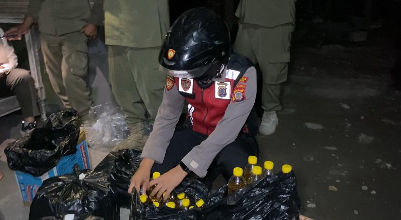  Operasi di Lima Lokasi, Ratusan Botol Miras Oplosan di Bantul Disita Polisi