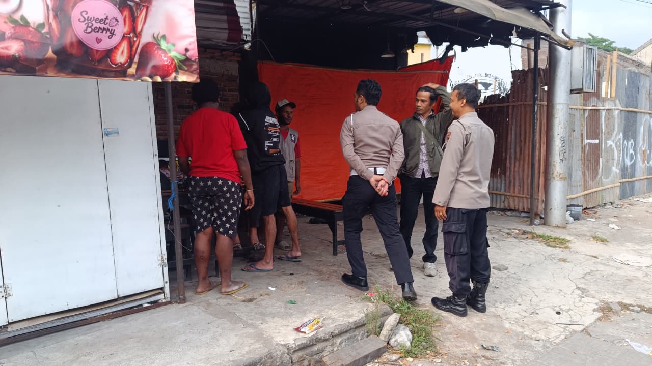 Diduga Mabuk, Perempuan Rusak Gerobak Pukis di Babarsari Sleman