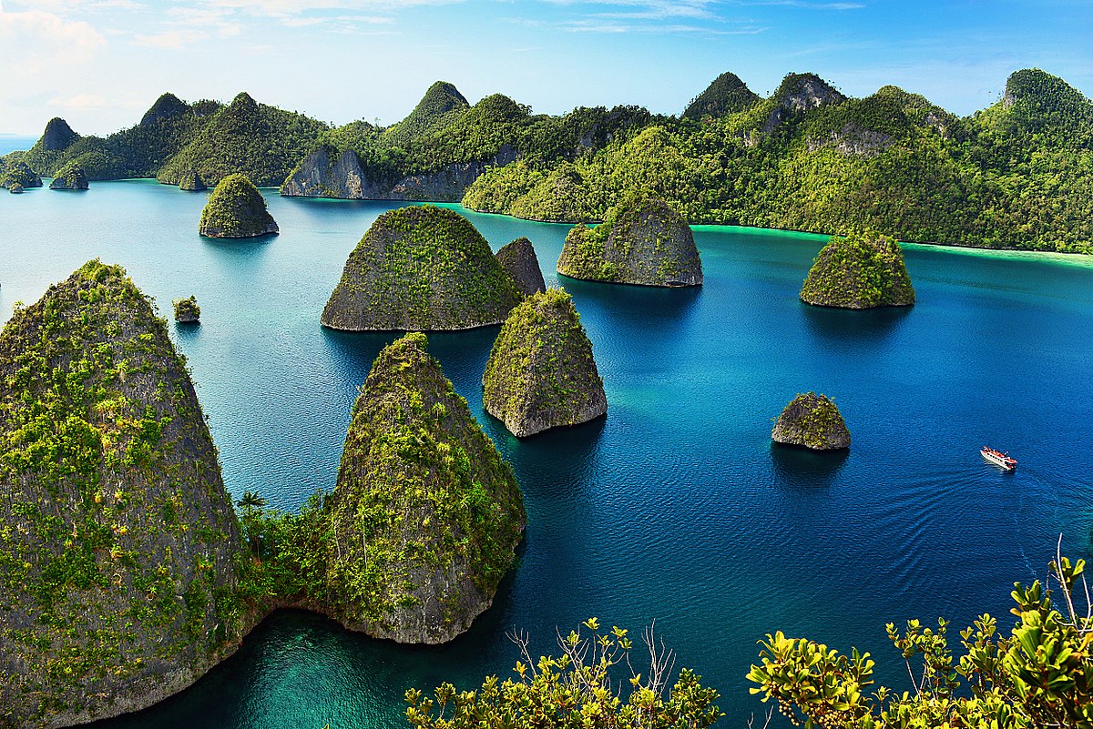 Ekplorasi Kepulauan Dengan Karang Terindah: Wisata Terbaru 2024 Raja Ampat, Terbang Dari Jakarta Dengan Pelita