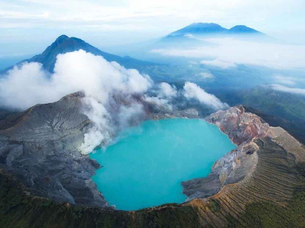 Wisata Terbaru 2024 Kawah Ijen, Suguhkan Fenomena Blue Fire Yang Memukau, Simak Info Lengkapnya Disini