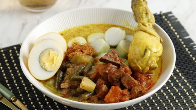 Daftar Destinasi Kuliner Lontong Cap Go Meh Unggulan di Tangerang