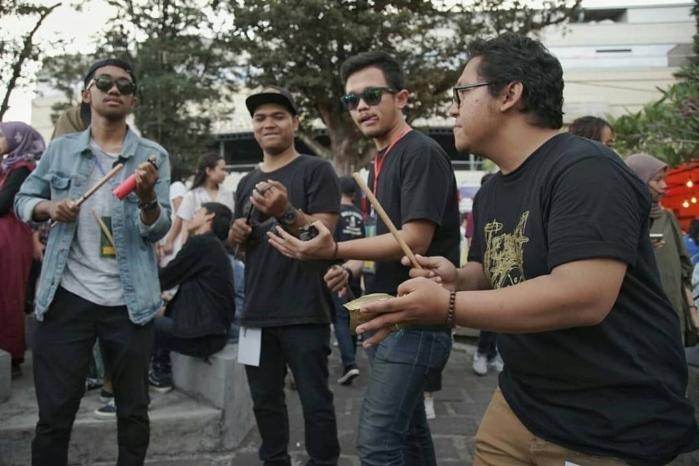 Dari Bermain Bersama Hingga Bentuk Komunitas, Begini Solidaritas Para Penggebuk Drum di Jogja