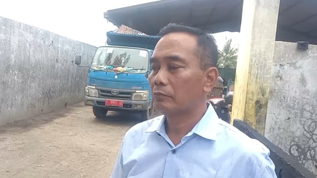 KSM Bandeng Sari Kota Tegal Jaga TPST Tetap Bersih Selama Lebaran
