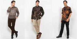 Tips Mix And Match Gaya Outfit Batik Pria 2025, Untuk Berbagai Acara Tampil Rapi dan Stylish