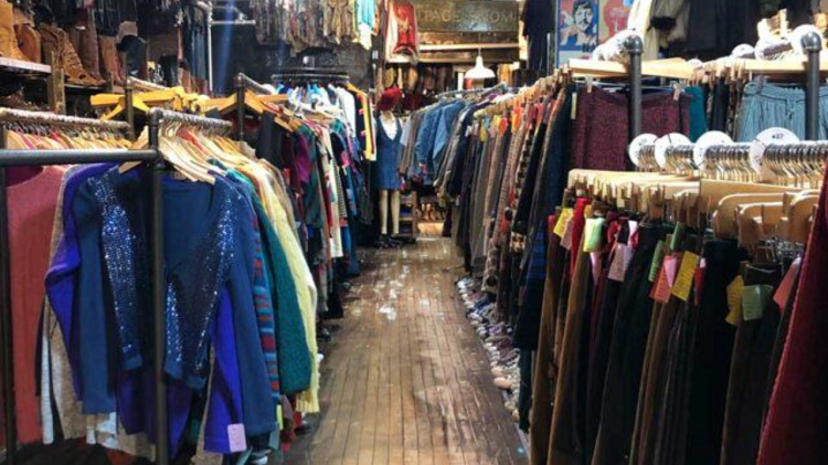 Kontroversi Thrifting, Antara Tren Fesyen dan Isu Lingkungan