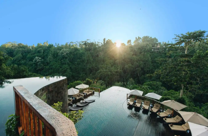 5 Destinasi Wisata Terbaru 2024 Kolam Renang Terbaik di Bali, Pemandangannya Spektakuler Bikin Speechless