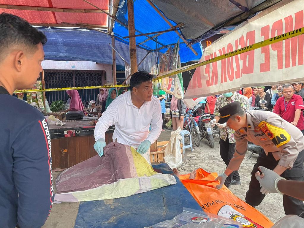 Pria Asal Slawi Tewas di Pasar Randugunting, Penjaga Malam Pukul Kepala Korban dengan Kayu   