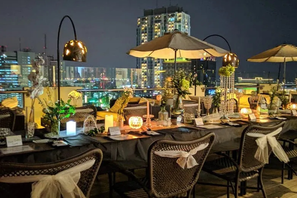 7 Tempat Makan Romantis Surabaya Cocok untuk Momen Spesial, Bikin Pasangan Makin Cinta