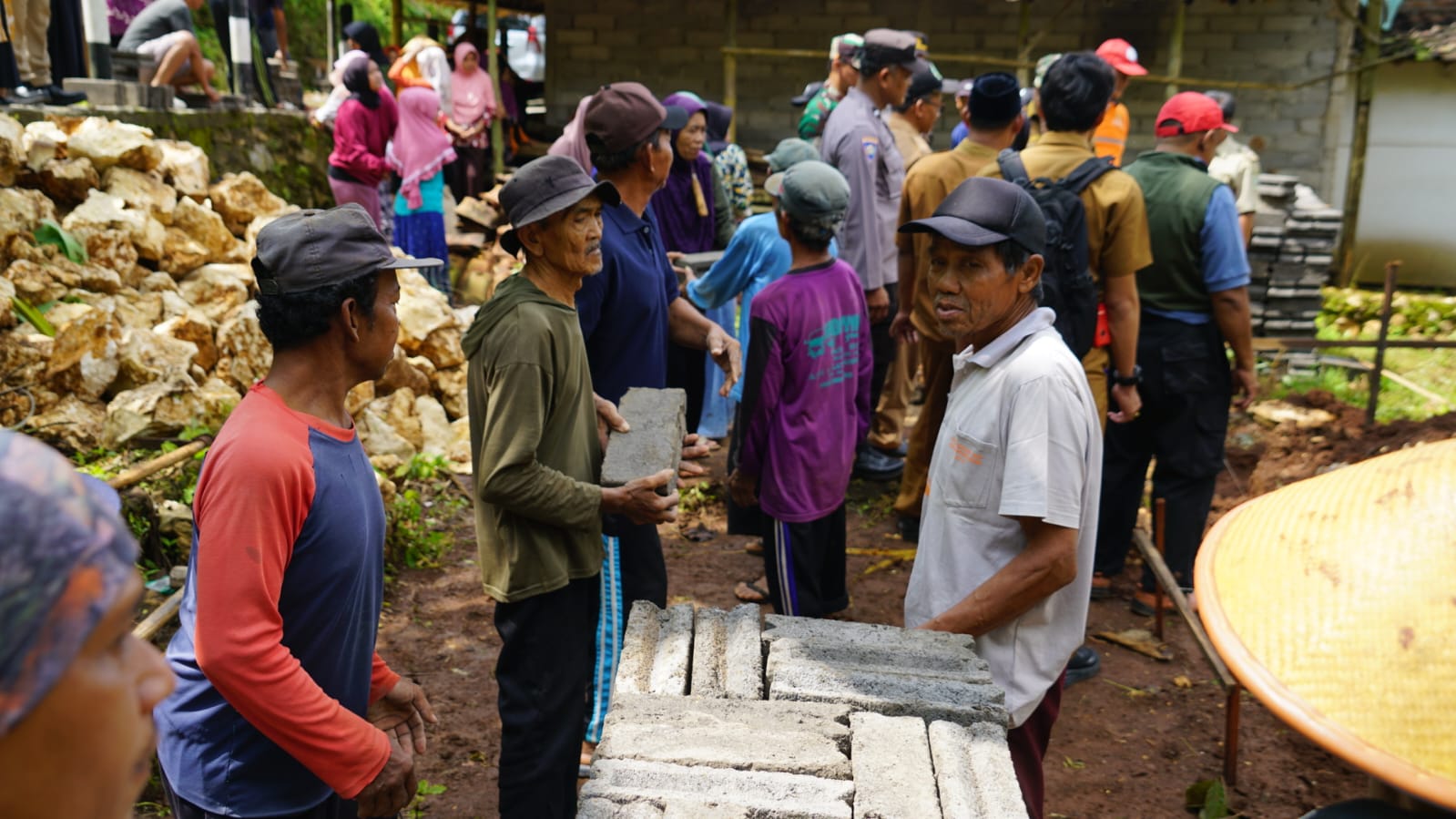 Rumah Hampir Roboh, Warga Rongkop Gunungkidul Akhirnya Dapat Bantuan Pembangunan Rumah
