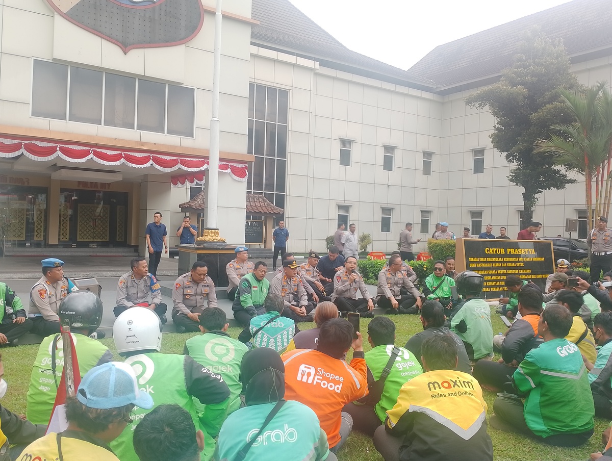 Bukti Video Amatir Beredar, Driver Ojol Yogya Tuntut Brimob Penggilas Rekannya Dihukum Berat