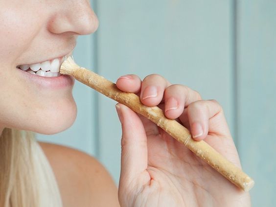 10 Manfaat Kayu Siwak Untuk Kesehatan Gigi dan Tubuh Kita