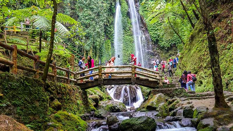 Eksplorasi Air Terjun Jumog Jadi Surga Tersembunyi Paling Memukau di Karanganyar, Simak Ulasan Lengkapnya