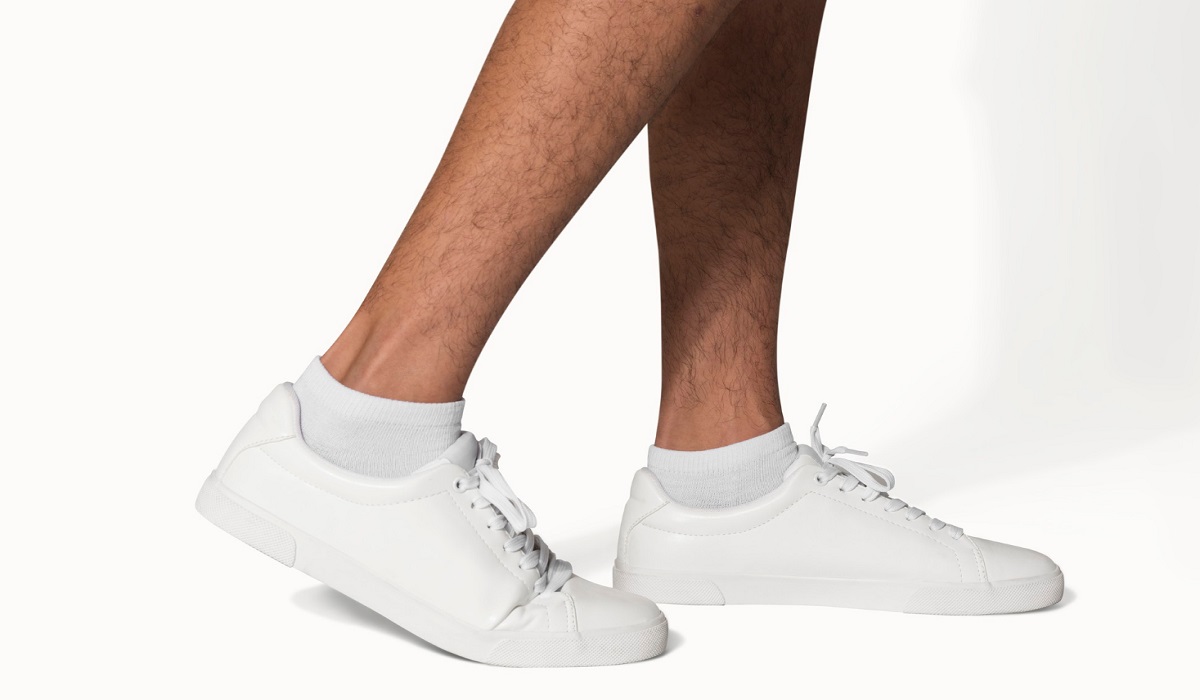 Desain Modern yang Keren, Simak 5 Rekomendasi Sepatu Putih Adidas Pria yang Cocok di Berbagai Jenis Acara