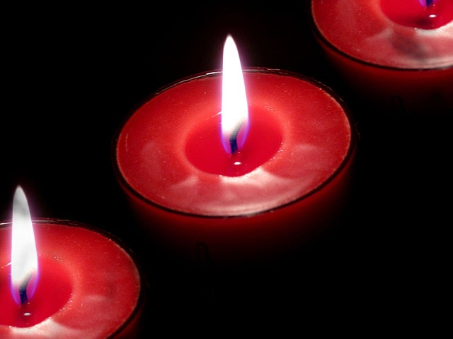 Bukan Semabarang Lilin, Simak 4 Manfaat Lilin Aroma Terapi dan Risiko Bahayanya