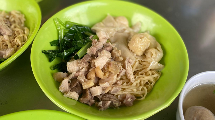 Mantan Chef Ini Berhasil buat Mie Ayam Jualanya Digemari Banyak Orang