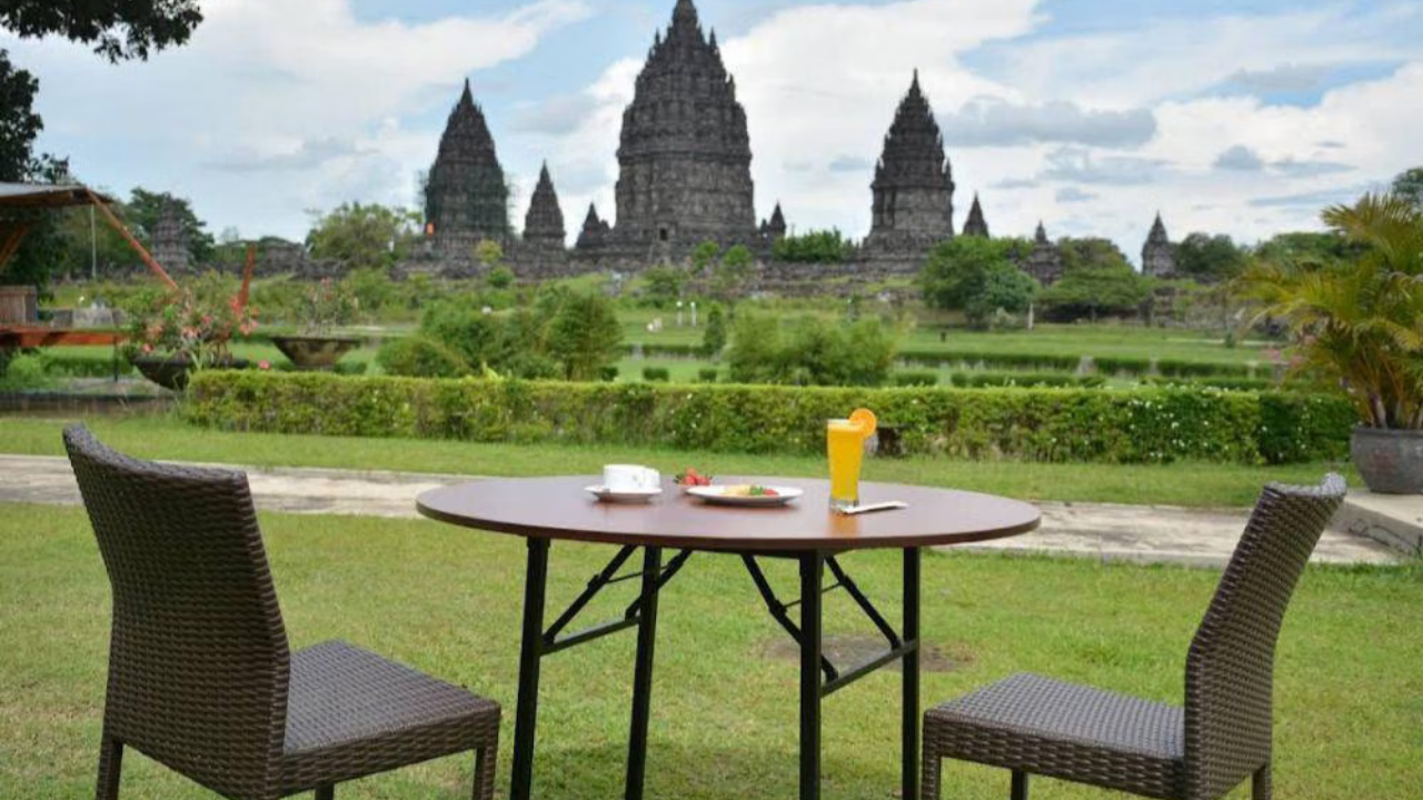 Jelajah Kelezatan Rekomendasi Wisata Kuliner Prambanan Paling Hits Bersejarah