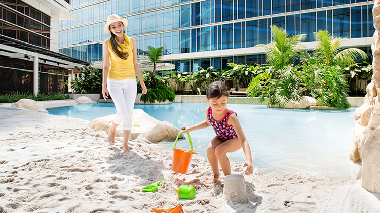 Rekreasi Keluarga Semakin Menyenangkan Dengan Hotel Pilihan Paling Ramah Anak di Bandung, Berikut Ulasannya