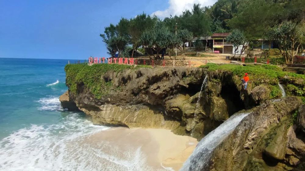 Wisata Terbaru 2024 Pacitan! Pantai Populer Kekayaan Tersembunyi Dengan Pemandangan Eksotis, Cek Disini! 