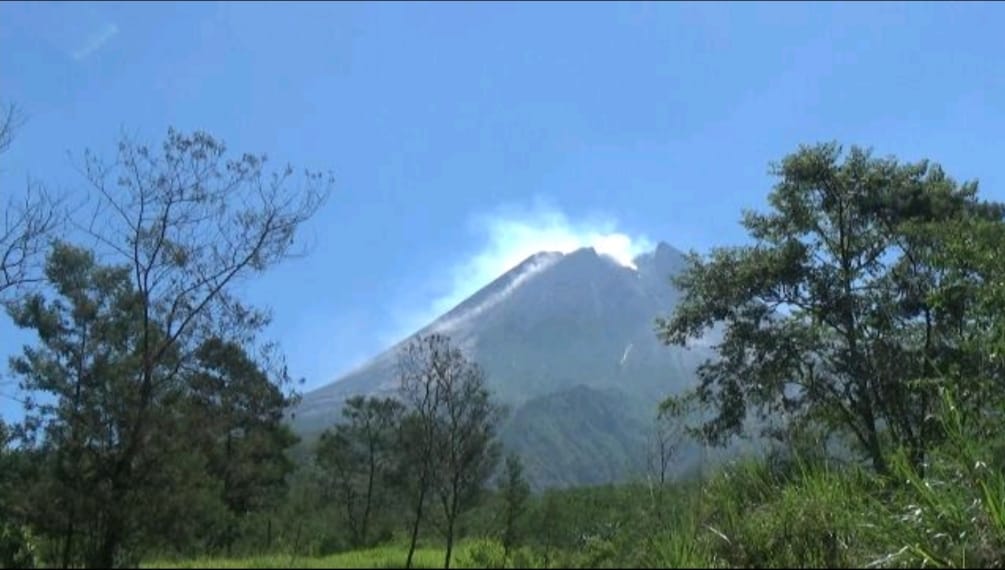BTNGM Hadapi Tantangan Ganda, Pendakian dan Tambang Ilegal Jadi Ancaman Kawasan Merapi
