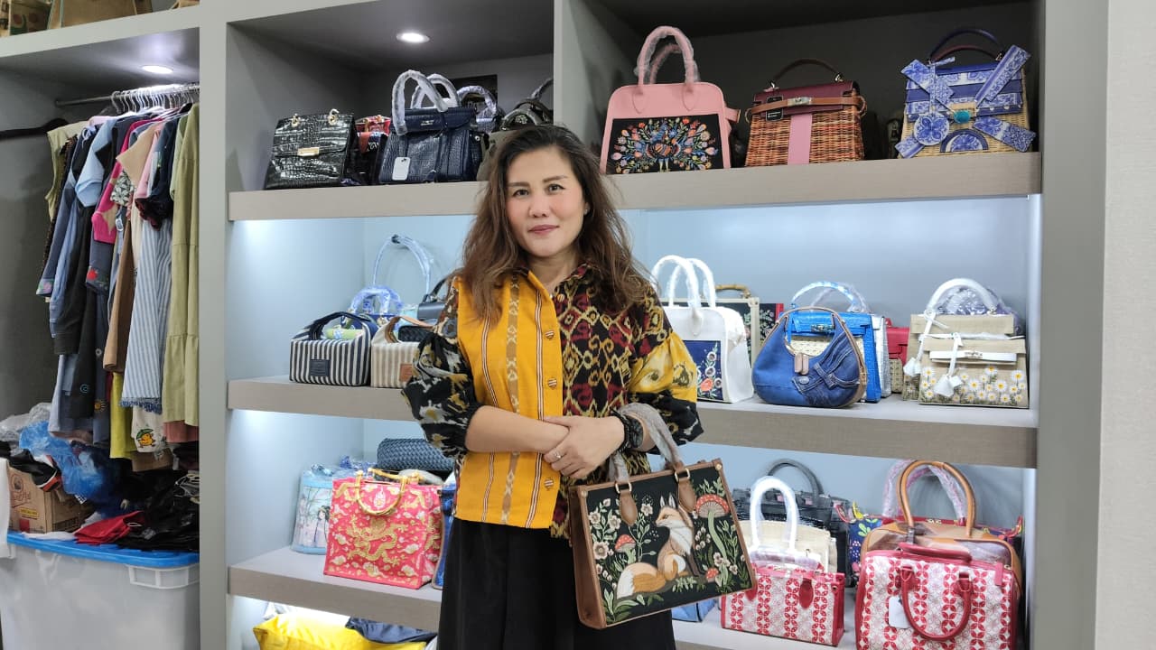 Dari Salon Sepi ke Tas Kelas Dunia: Zo’s The Label, Karya Perempuan Tegal yang Menembus Pasar Ekspor