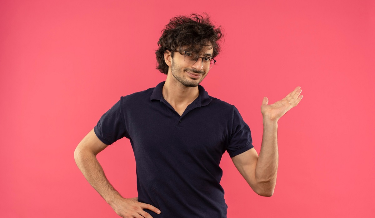 Bisa Santai dan Formal, Inilah 6 Rekomendasi Kaos Polo Pria Terbaik yang Punya Material Adem di Kulit