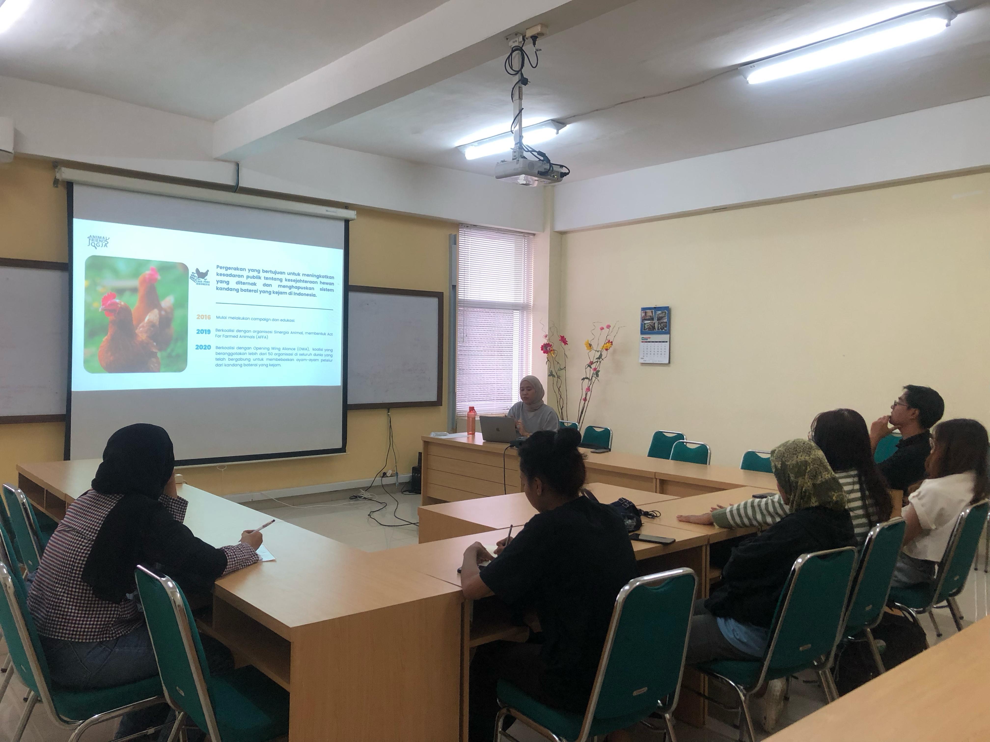  Animal Friends Jogja Ajak Mahasiswa UKDW Suarakan Hak dan Kesejahteraan Hewan