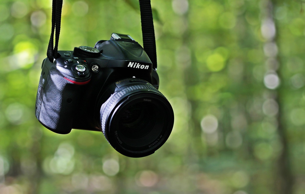 Sedang Mencari Kamera Profesional? Berikut 10 Rekomendasi Kamera Nikon Terbaik di 2023