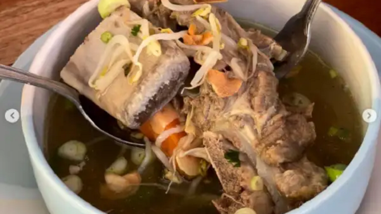 Kelezatan Sempurna! Ini Daftar Warung Iga Bakar Paling Wajib Dikunjungi Saat Liburan ke Solo