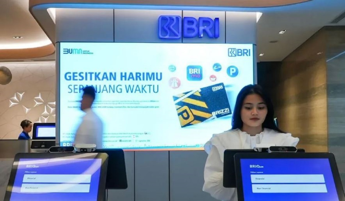 Target Penyaluran hingga 300 Triliun Rupiah, Simak Tabel Angsuran KUR Bank BRI Plafon 100 Juta