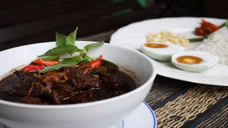 Daftar Tempat Makan 24 Jam di Surabaya untuk Sahur Ramadan Paling Mengenyangkan