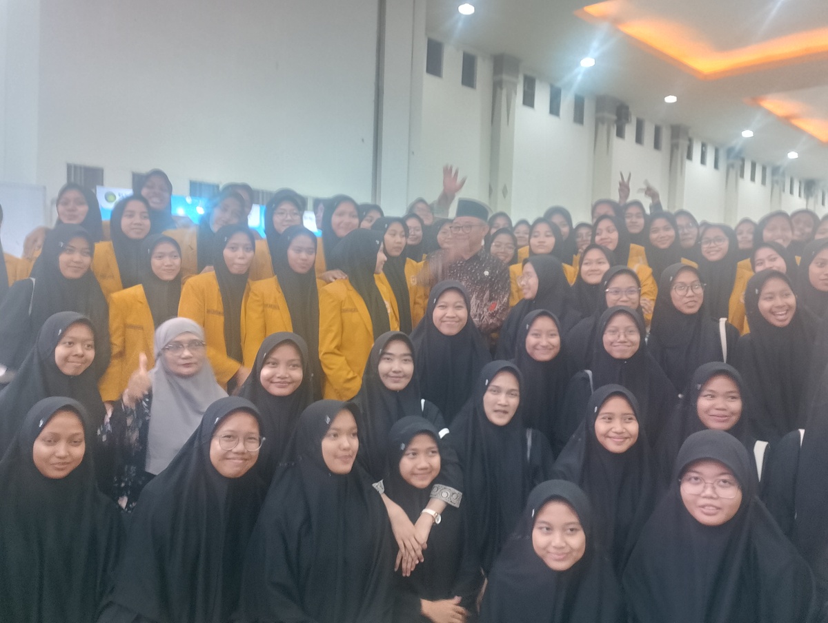 Abdul Mu’ti Tegaskan Bantuan Sekolah Hanya Pendukung, Guru TK dan Sertifikasi Jadi Prioritas