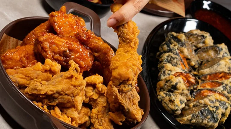 Surga Pecinta Ayam Goreng Korea jadi Tempat Makan Bburinkle Chicken Paling Hits di Jakarta