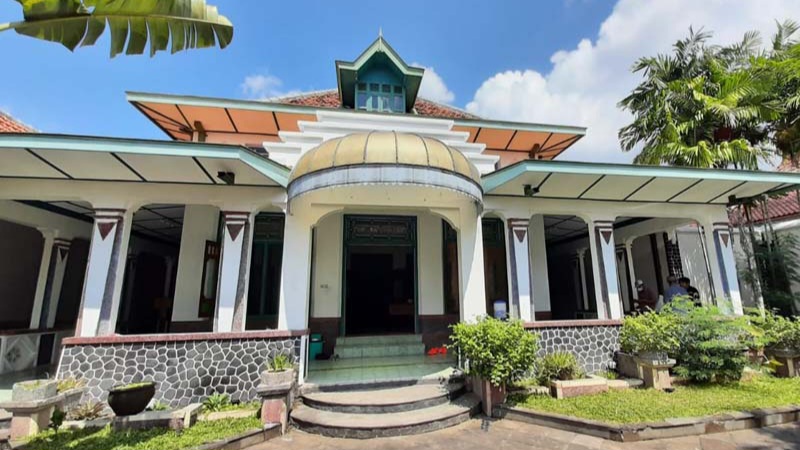 Intro Living Museum Bertempat  di Rumah Kalang yang Punya Arsitektur dan Dekorasi Mewah