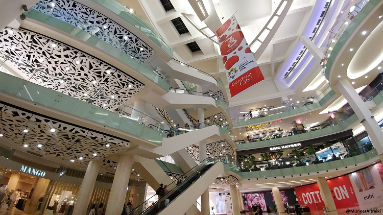 Atraksi, Hiburan dan Penawaran Promosi Eksklusif di Main Atrium Gandaria City Mall Jakarta