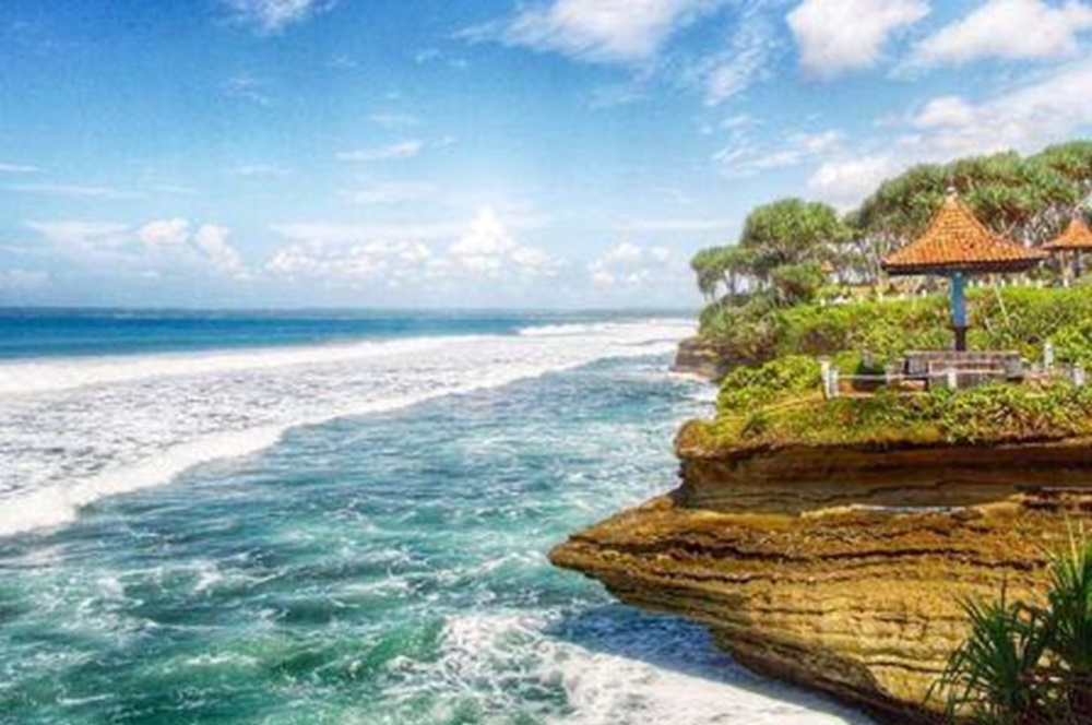 Ragam Wisata Alam di Pangandaran: Pesona Keindahan dan Aktivitas Seru Paling Wajib Dikunjungi