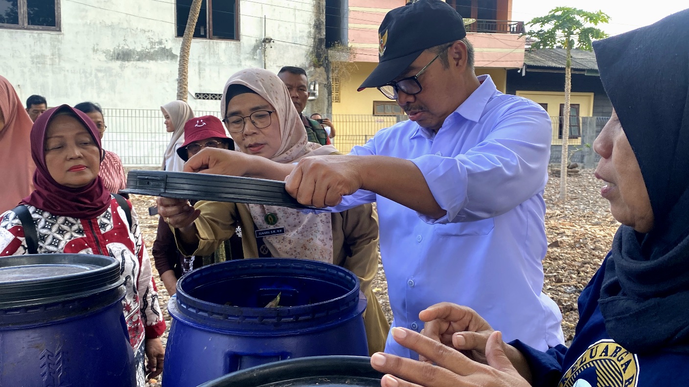 Tinjau Program Mas Jos di Pakualaman dan Kraton, Hasto Komitmen Pengelolaan Sampah Berkelanjutan