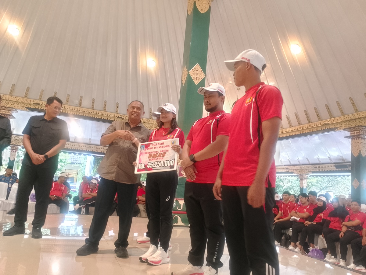Sleman Catat Sejarah Kuatrik di Porda dan Peparda 2025, Bupati Harda Kiswaya Apresiasi Atlet dan Pelatih