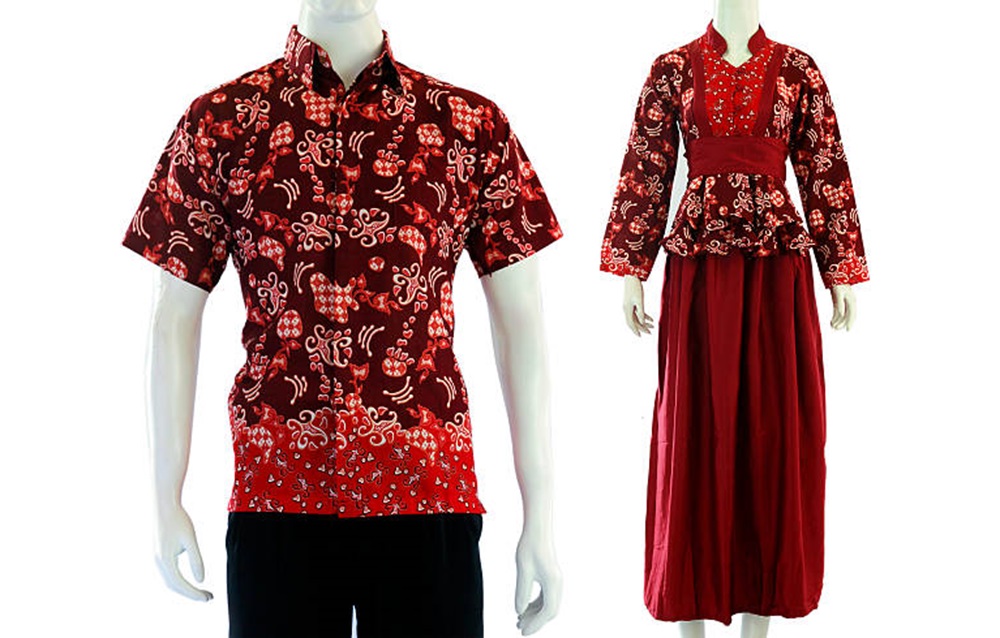 Tampil Serasi di Acara Pesta Pernikahan dengan Model Baju Batik Couple Kekinian, Cek Disini