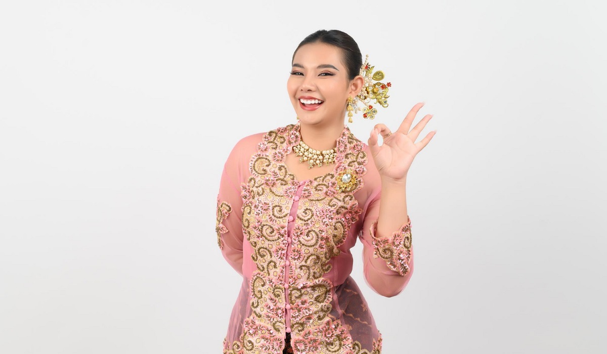 5 Model Kebaya Populer 2025 dengan Desain Mewah dan Elegan, Simak Lengkapnya Disini