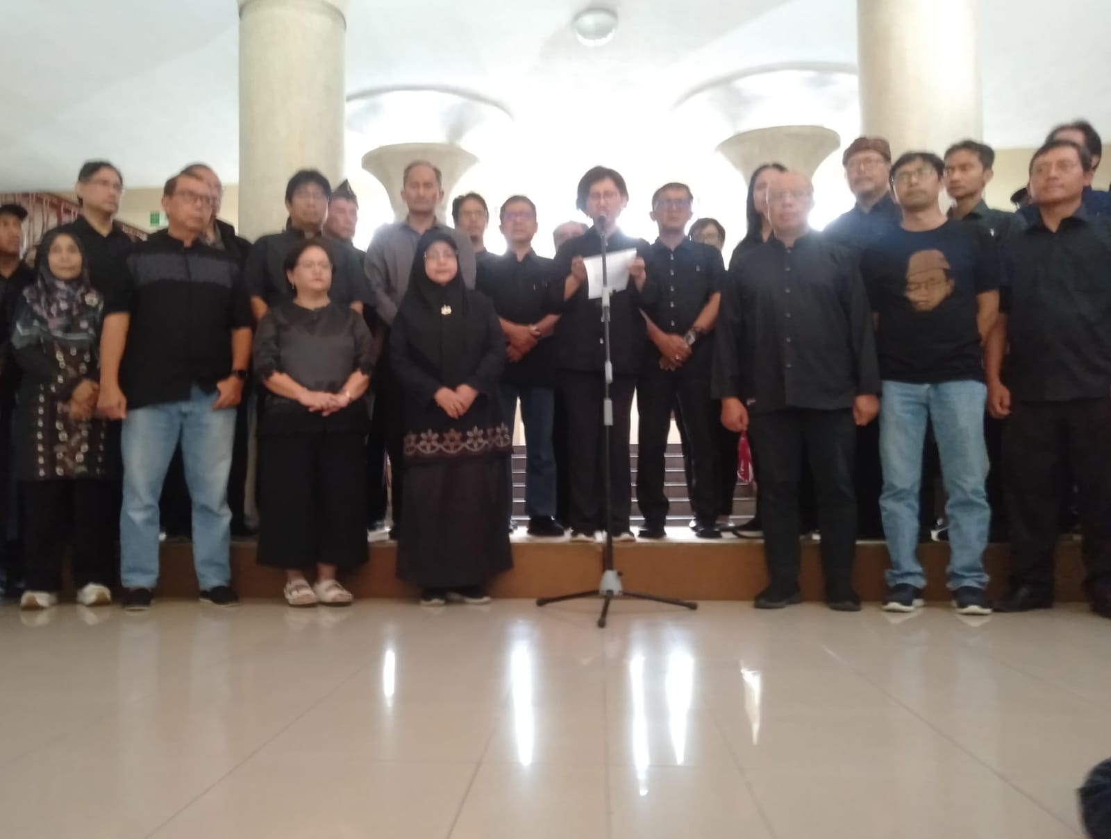 UGM Ingatkan Pemerintah dan DPR agar Batalkan Kebijakan yang Menambah Kesenjangan