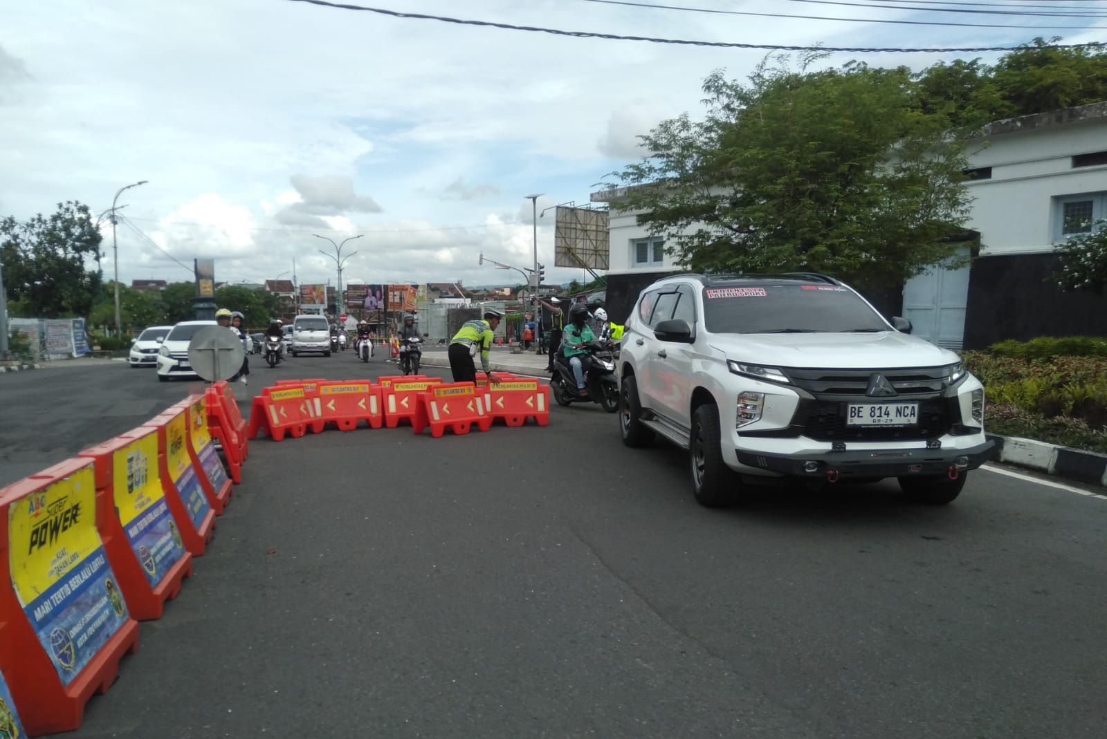 Akses Malioboro Dibuka Tutup, Arus Kendaraan Jalan Mataram Padat Merayap