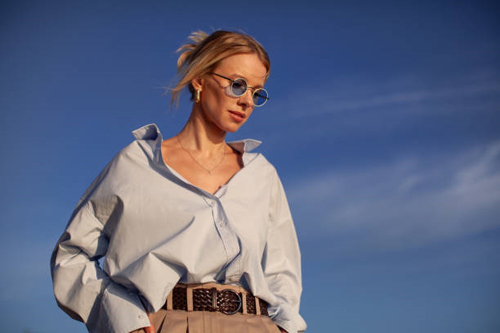 9 Ide Style Baju Oversize Wanita Kesan Simpel dan Stylish, Cocok untuk Semua Bentuk Tubuh