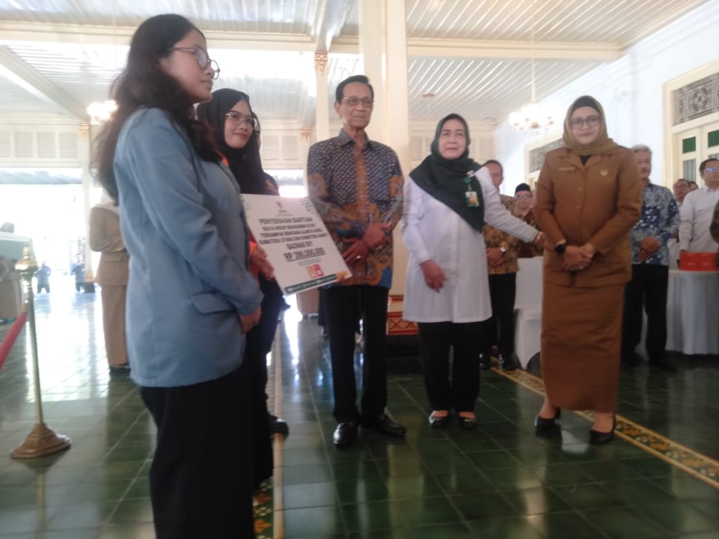 Pemda DIY Salurkan Living Cost Rp300 Ribu per Bulan untuk 1.296 Mahasiswa Sumatra
