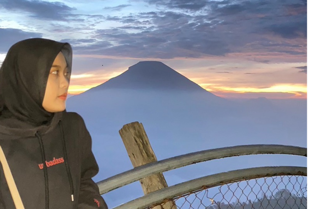 Golden Sunrise Bukit Sikunir Dieng? Wisata Terbaru 2024 Wonosobo, Pesona Alamnya Estetik Wajib Kesini!