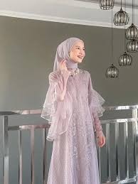 Simak Ide Style Outfit Gamis Lamaran Terbaru Di 2025, Kekinian Untuk Tampilan Anggun dan Bikin Pangling