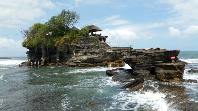 Pesona Wisata Terbaru 2024 Tanah Lot Bali, Cocok untuk Libur Lebaran