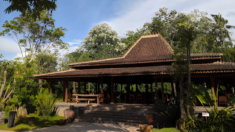 Wajib Singgah Destinasi Nongkrong di Sekitar Stasiun Ambarawa, Cek Ulasan Selengkapnya Berikut Ini